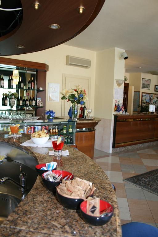 Hotel Royal Bosa Eksteriør billede