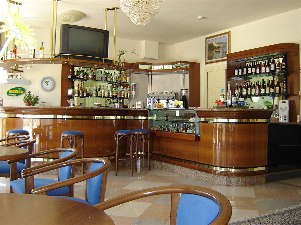 Hotel Royal Bosa Restaurant billede